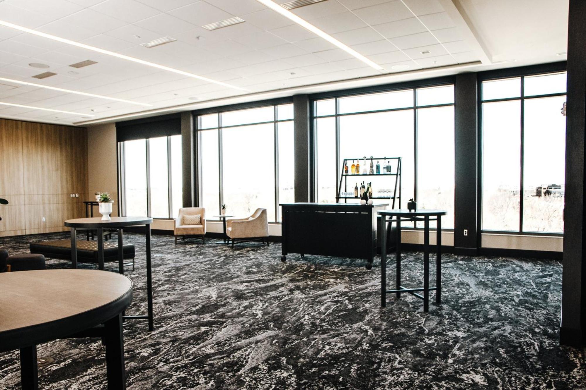 Ac Hotel By Marriott Columbus Downtown Экстерьер фото