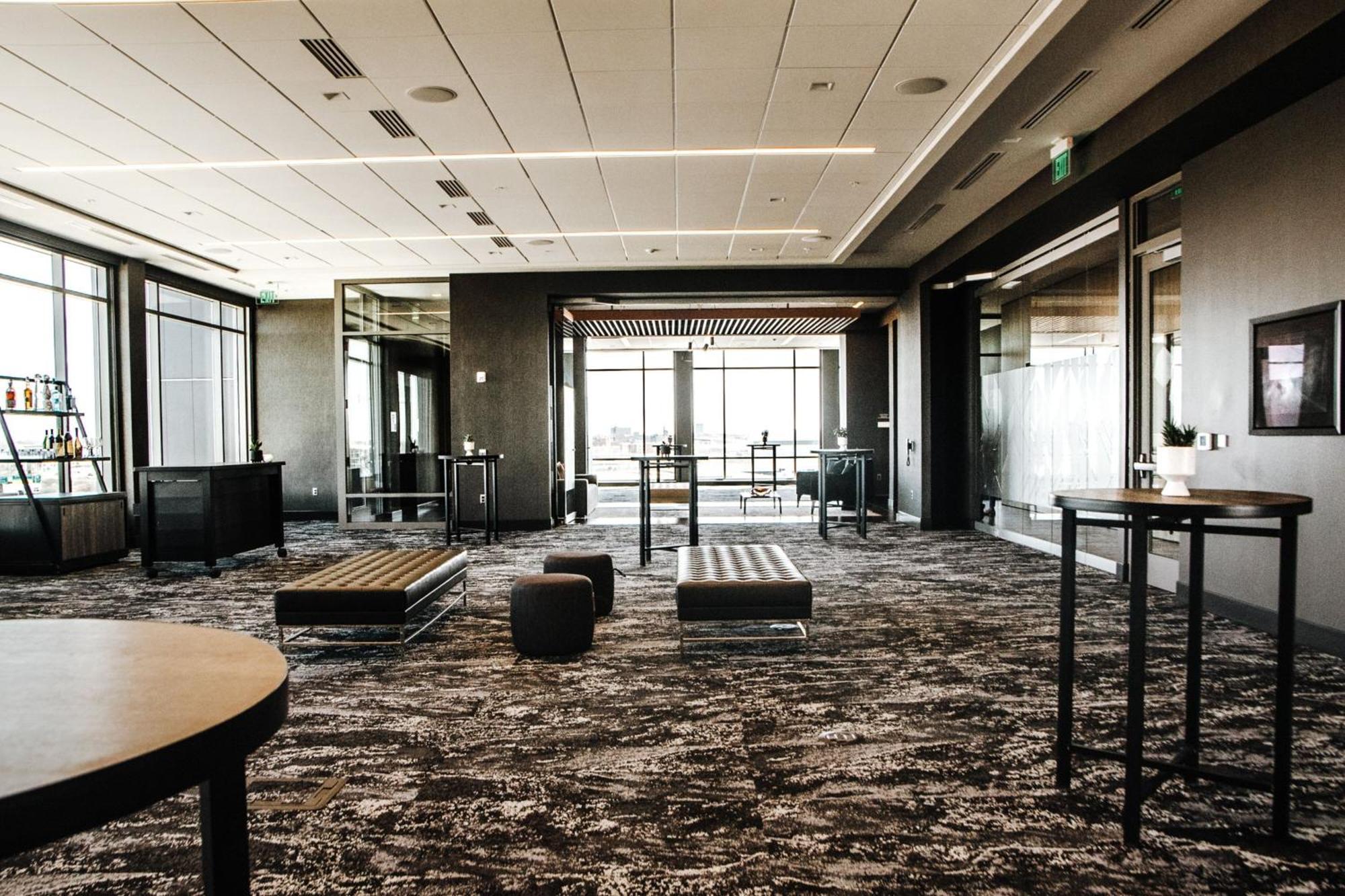 Ac Hotel By Marriott Columbus Downtown Экстерьер фото